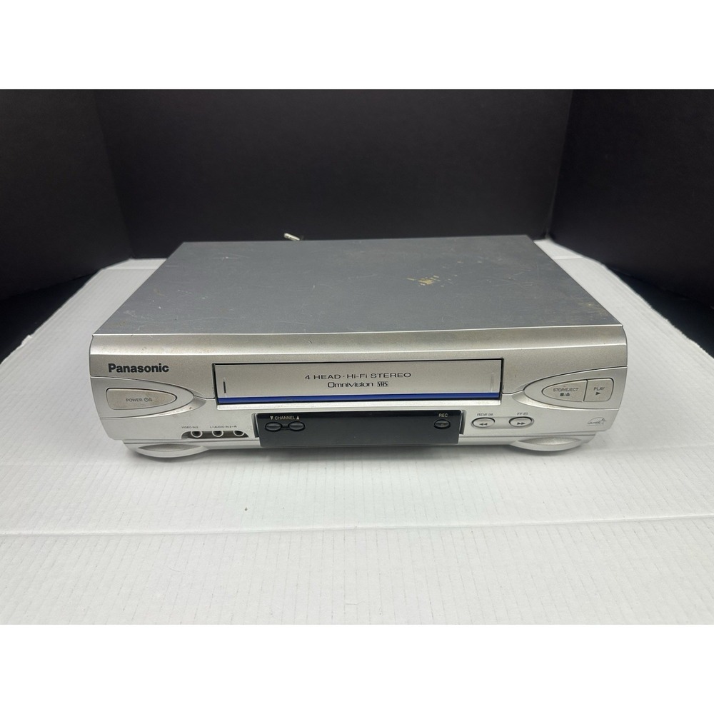 Panasonic PV-V4523S Silver Omnivision VCR Blue Line VHS Player No Remote Tested
